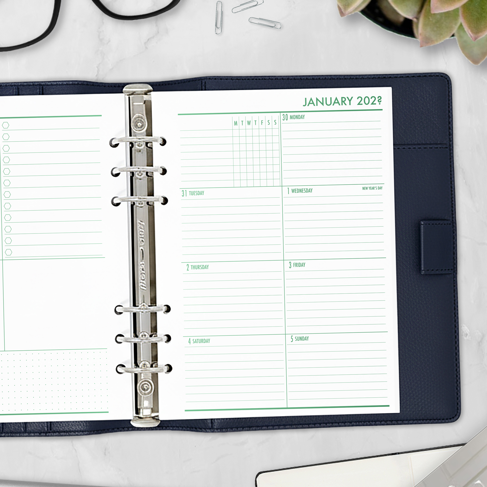 Week on 1 Page planner insert in Fae Grove design in A5 size in brown ring binder